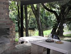 River Unit Braai